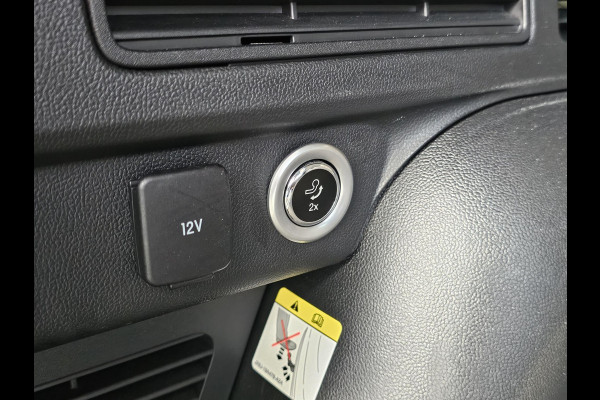 Ford Kuga 2.5 PHEV Titanium 225 pk | Wegklapbare trekhaak | Keyless entry | PDC v+a | Achteruitrijcamera | Lane assist | Climate control