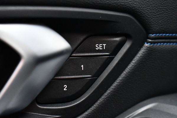 BMW 3 Serie Touring M340d xDrive Pano ACC HiFi El-zetels Adp-onderstel 19inch