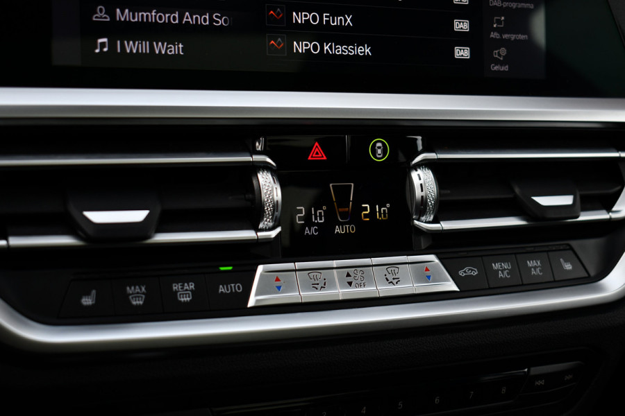 BMW 3 Serie Touring M340d xDrive Pano ACC HiFi El-zetels Adp-onderstel 19inch