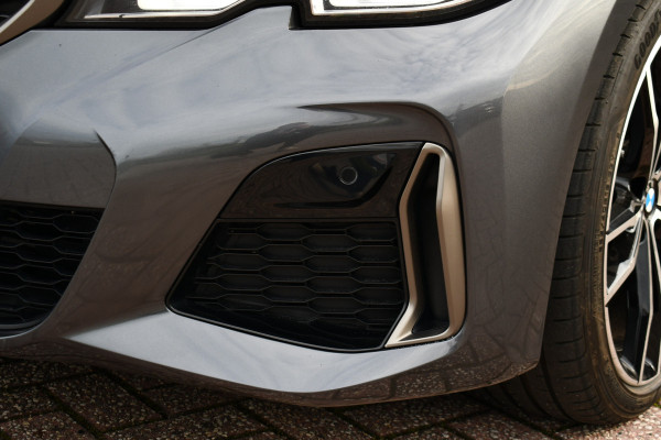 BMW 3 Serie Touring M340d xDrive Pano ACC HiFi El-zetels Adp-onderstel 19inch