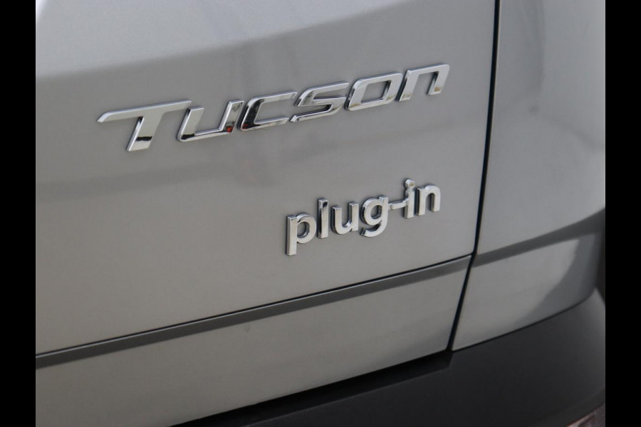 Hyundai Tucson 1.6 T-GDI PHEV Comfort 4WD | Trekhaak | Carplay | Adaptive cruise | Camera | Climate control | Digital Cockpit | 19'' | Parkeerhulp | Bluetooth | Plug In