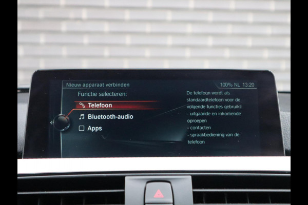 BMW 3 Serie Touring 320i High Executive M Sport Pakket Automaat / Navigatiesysteem Professional / Leder / Hifi / LED / Stoelverwarming / Climate Control / 18 Inch / Shadow Line / Extra Getint Glas / Parkeersensoren