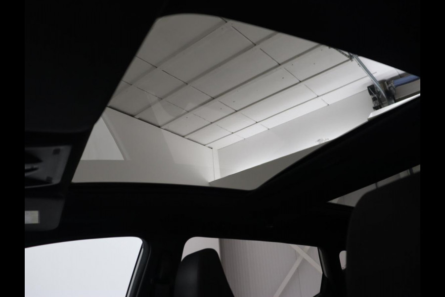 Ford Fiesta 1.0 EcoBoost ST-Line | Panoramadak | Camera | Carplay | Full LED | Verwarmde voorruit | Navigatie | Climate control | Cruise control | Parkeerhulp | Bluetooth