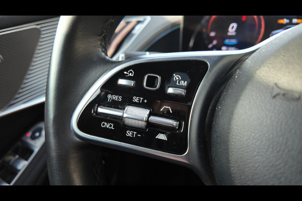 Mercedes-Benz EQC 400 4MATIC Premium Plus 80 kWh vol vol trekhaak lage km