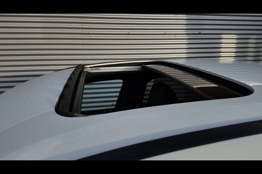 Mercedes-Benz EQC 400 4MATIC Premium Plus 80 kWh vol vol trekhaak lage km