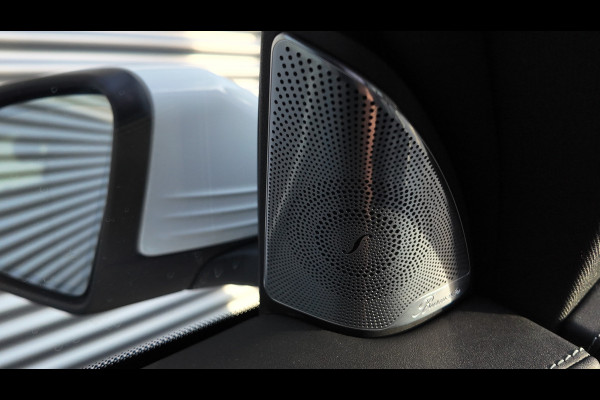 Mercedes-Benz EQC 400 4MATIC Premium Plus 80 kWh vol vol trekhaak lage km