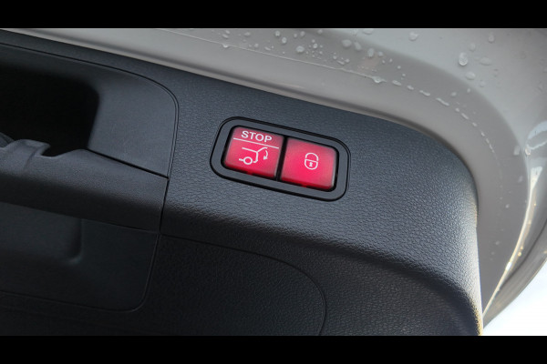 Mercedes-Benz EQC 400 4MATIC Premium Plus 80 kWh vol vol trekhaak lage km