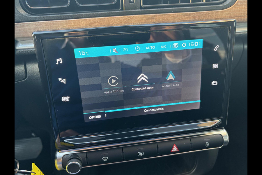 Citroën C3 1.2 PureTech Shine 110pk automaat | 1e eigenaar en origineel Nederlandse auto | Rijklaar geleverd incl 12 maanden BOVAG garantie! |