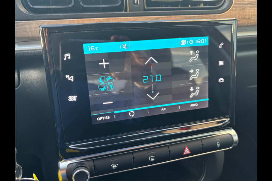 Citroën C3 1.2 PureTech Shine 110pk automaat | 1e eigenaar en origineel Nederlandse auto | Rijklaar geleverd incl 12 maanden BOVAG garantie! |