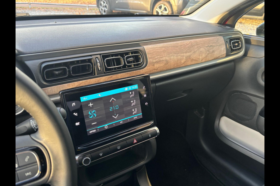 Citroën C3 1.2 PureTech Shine 110pk automaat | 1e eigenaar en origineel Nederlandse auto | Rijklaar geleverd incl 12 maanden BOVAG garantie! |