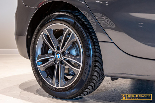 BMW 2 Serie Active Tourer 218i|NAP|1eig|Trekhaak|Psensor