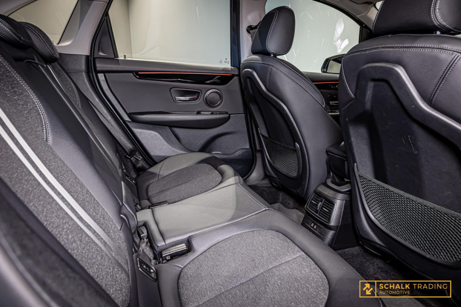 BMW 2 Serie Active Tourer 218i|NAP|1eig|Trekhaak|Psensor