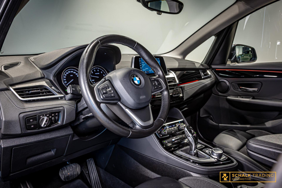 BMW 2 Serie Active Tourer 218i|NAP|1eig|Trekhaak|Psensor