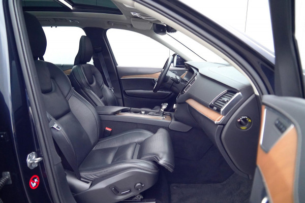 Volvo XC90 2.0 T5 AWD Inscription / NL-Auto / Pano / Trekhaak / Head-Up / Camera / Stoelverw. & Koeling