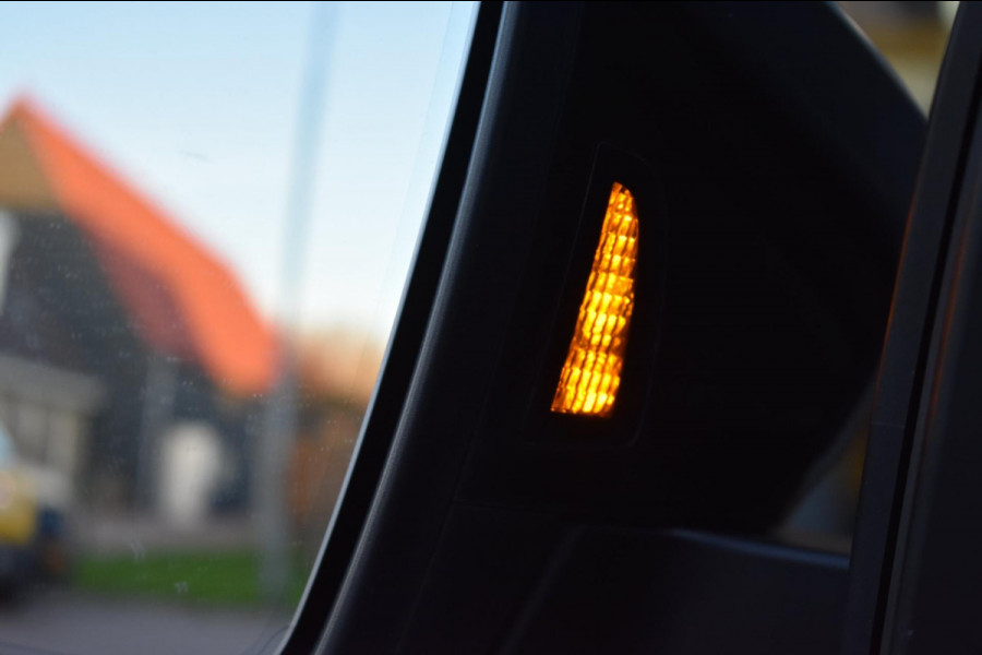 Škoda Karoq 1.5 TSI ACT Sportline MJ21 | TREKHAAK | PANO | APPLE CARPLAY | SFEERVERLICHTING | ANDROID AUTO | DEALER OND. | CANTON