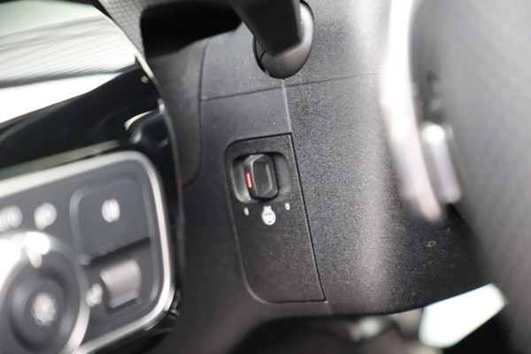 Mercedes-Benz A-Klasse 250e AMG | 218PK | Pano | Sfeerverlichting | Burmester | Multibeam | Leder | Distronic | Stuurwielverwarming | Trekhaak | 2024.