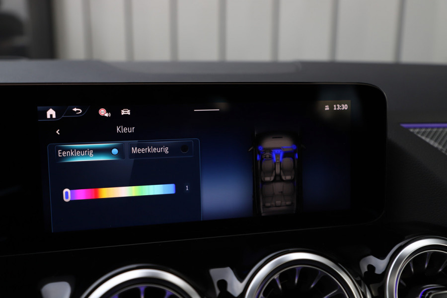 Mercedes-Benz GLA 250e AMG | 218PK | Head-up | Keyless-go | Burmester | Pano | Sfeerverlichting | Memory | Stuurwielverw. | Distronic | 2025.