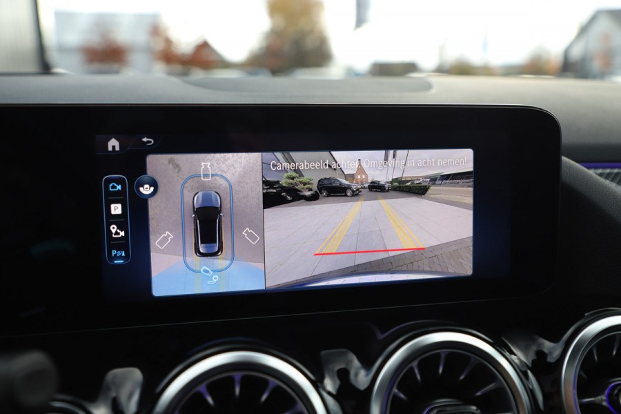 Mercedes-Benz GLA 250e AMG | 218PK | Head-up | Keyless-go | Burmester | Pano | Sfeerverlichting | Memory | Stuurwielverw. | Distronic | 2025.