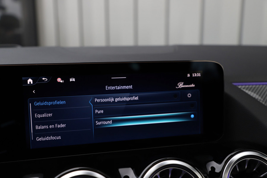 Mercedes-Benz GLA 250e AMG | 218PK | Head-up | Keyless-go | Burmester | Pano | Sfeerverlichting | Memory | Stuurwielverw. | Distronic | 2025.