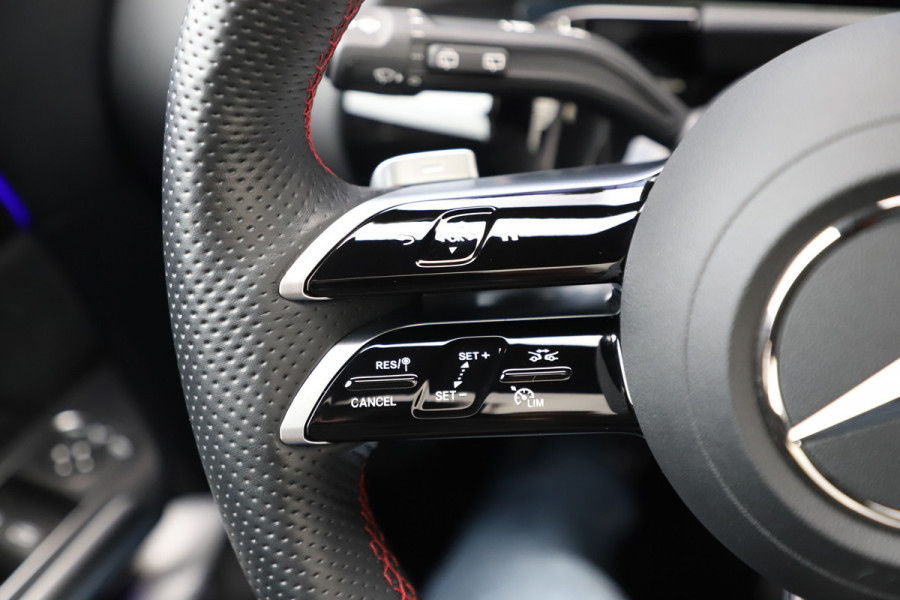 Mercedes-Benz GLA 250e AMG | 218PK | Head-up | Keyless-go | Burmester | Pano | Sfeerverlichting | Memory | Stuurwielverw. | Distronic | 2025.