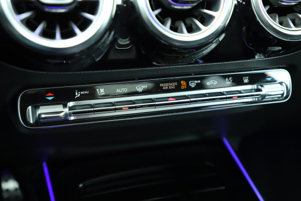 Mercedes-Benz GLA 250e AMG | 218PK | Head-up | Keyless-go | Burmester | Pano | Sfeerverlichting | Memory | Stuurwielverw. | Distronic | 2025.