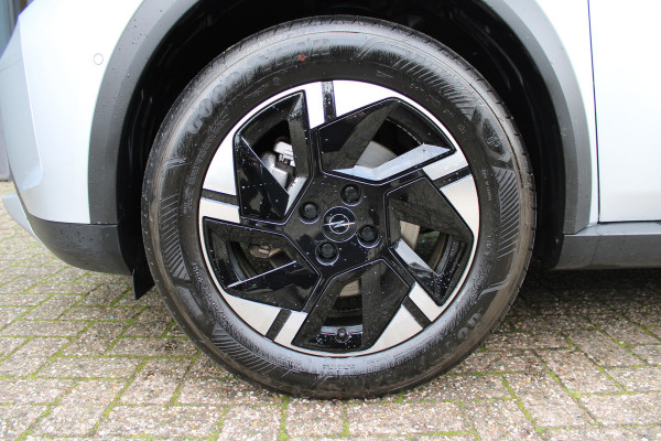 Opel Frontera 1.2 Turbo Hybrid GS | Full Options | Comfort pakket | Navigatie | Camera | Cruise Control Actieweken 1 t/m 15 november!