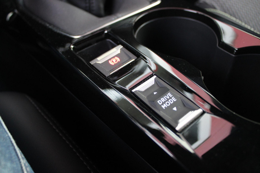 Peugeot 208 1.2 100PK GT | DRAADLOZE APPLE CARPLAY/ANDROID AUTO | 17" LICHTMETALEN VELGEN | DRAADLOZE TELEFOONLADER | ACHTERUITRIJ CAMERA | CRUISE CONTROL | FULL LED KOPLAMPEN | KEYLESS ENTRY/START | CLIMATE CONTROL | PARKEERSENSOREN VOOR EN ACHTER | GETINTE ACHETRRUITEN |