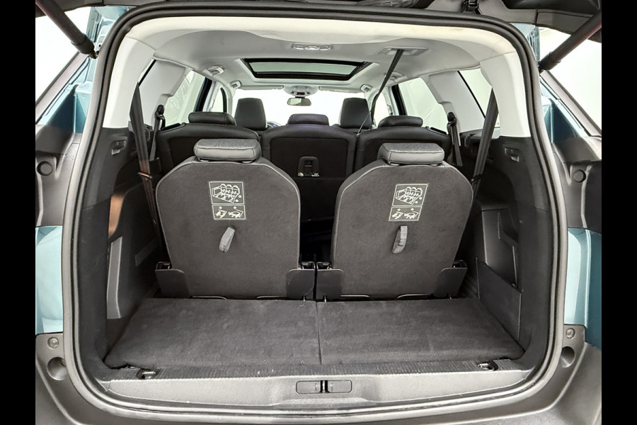 Peugeot 5008 T131PK AUT-8 7-Pers. Pano-Dak Elektr.Stoel+Geheug. Adaptive-Cruise Afn.Trekhaak Apple Android Carplay Navi 360-Camera Elektr.A-K Virtual Cockpit (Digidash) Pack City 1+2 Privacy Glas Orig.NLse auto, 1e eigenaar,  dealer onderhouden. € 45.000 nieuw!