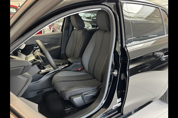 Peugeot 208 1.2 Hybrid 110 e-DCS6 Allure Nu tijdelijk in de private lease vanaf van 420,- voor 390 p/m o.b.v 10.000 km p.j en 48 maanden