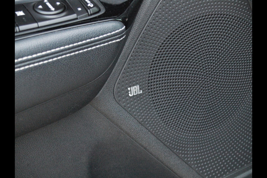 Kia e-Niro ExecutiveLine 64 kWh Nieuw Model | Camera | JBL | Apple Carplay | 3 Fase Lader |