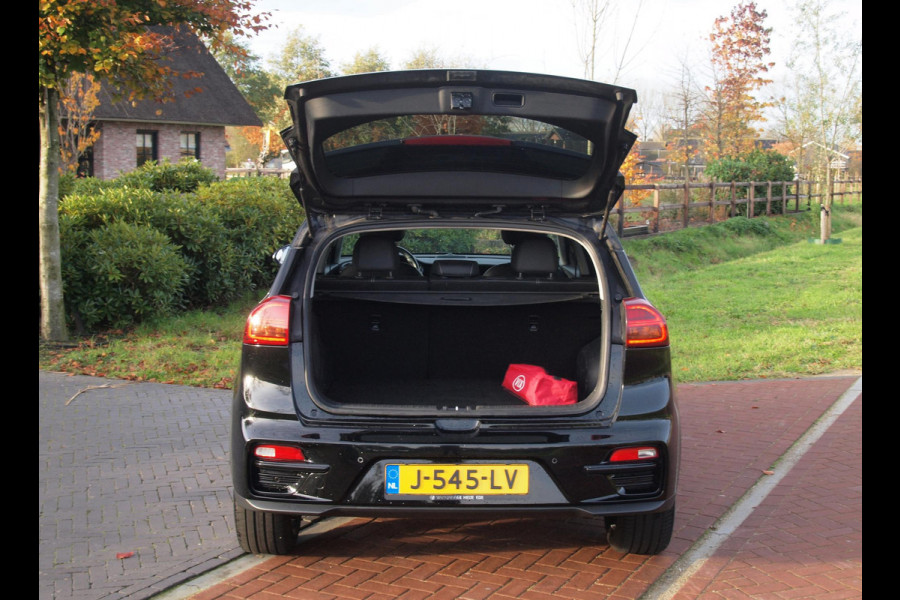 Kia e-Niro ExecutiveLine 64 kWh Nieuw Model | Camera | JBL | Apple Carplay | 3 Fase Lader |