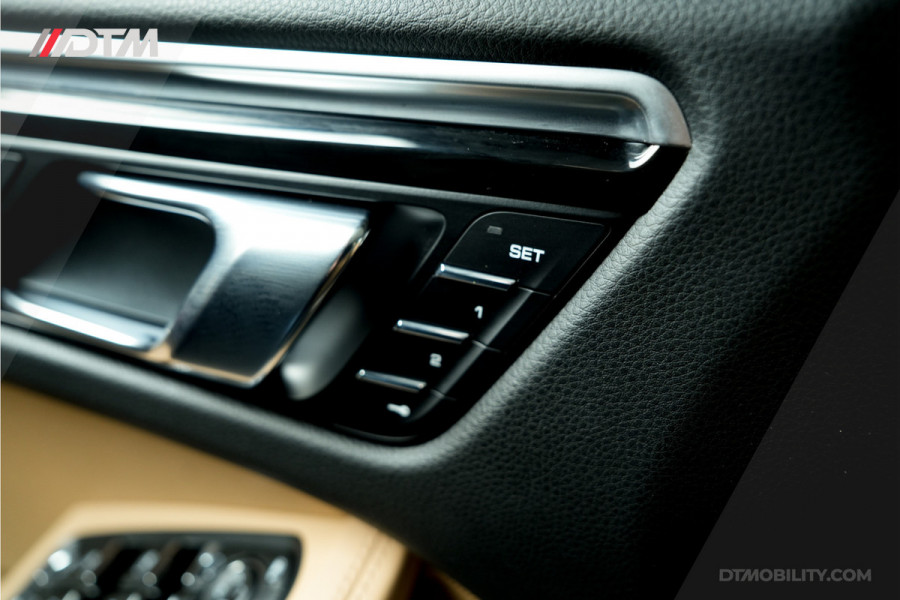 Porsche Macan 2.0 | Panoramadak | Elektrische Trekhaak | Keyless