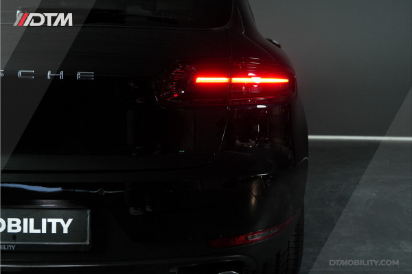 Porsche Macan 2.0 | Panoramadak | Elektrische Trekhaak | Keyless