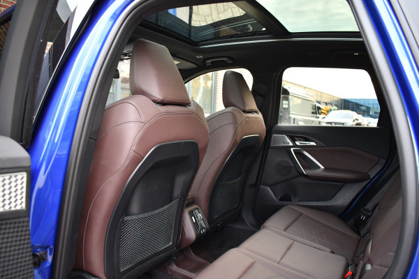 BMW X1 sDrive20i 170pk M-Sport Pano ACC HUD 360 H/K 19inch El-zetels