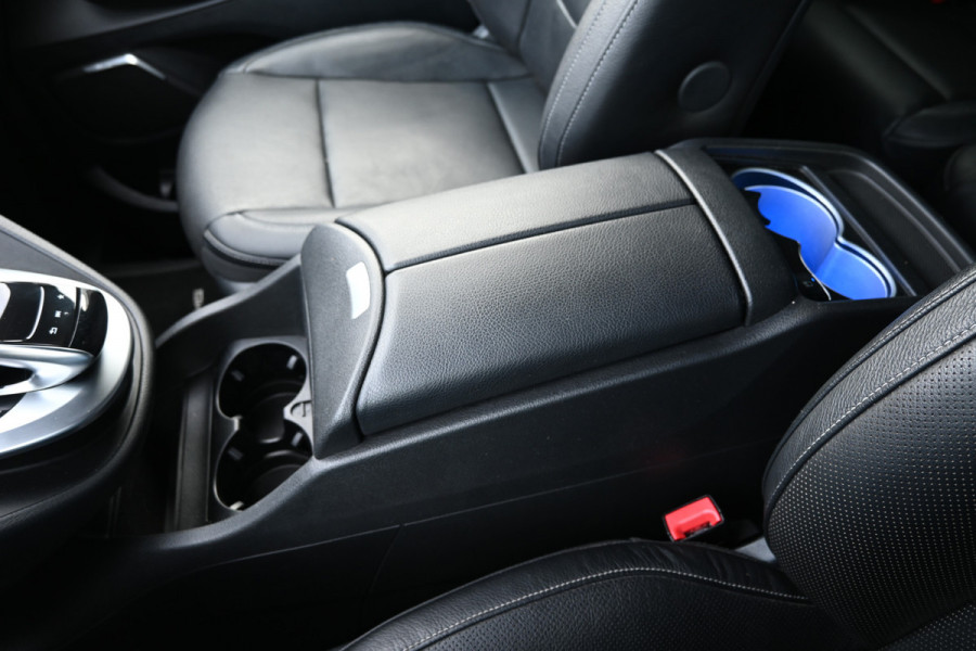 Mercedes-Benz V-Klasse 250d AMG L3 DC Avantgarde Edition Middenconsole gekoeld, Stoelverwarming/Koeling, Burmester