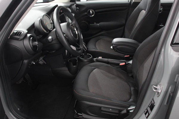 MINI One 1.5 Automaat One Pepper Matrix Led koplampen Climate Control Parkeersensoren Cruise Control Adaptive Soelverwarming Union Jack lampen Camera