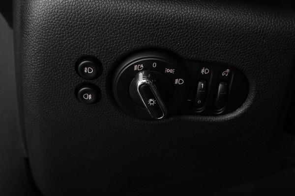 MINI One 1.5 Automaat One Pepper Matrix Led koplampen Climate Control Parkeersensoren Cruise Control Adaptive Soelverwarming Union Jack lampen Camera