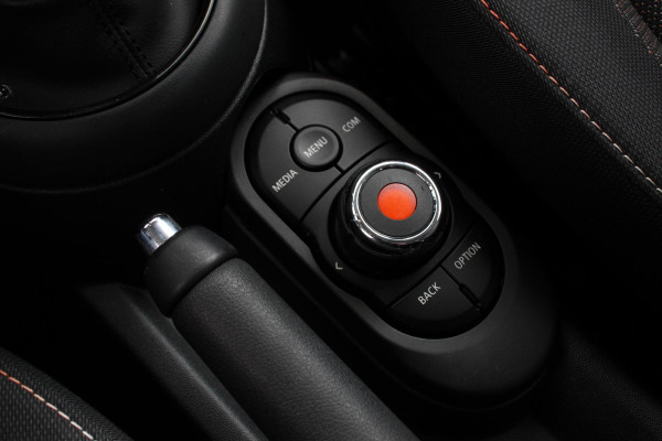 MINI One 1.5 Automaat One Pepper Matrix Led koplampen Climate Control Parkeersensoren Cruise Control Adaptive Soelverwarming Union Jack lampen Camera