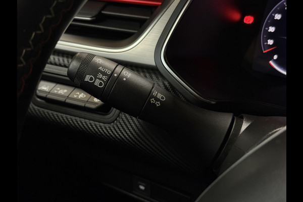 Renault Captur 1.3 TCe 160pk R.S. Line | Groot Navi | 360 | ACC | Blindspot | Stuur & Stoelverwarming | 18" | 100% Dealer Onderhouden!