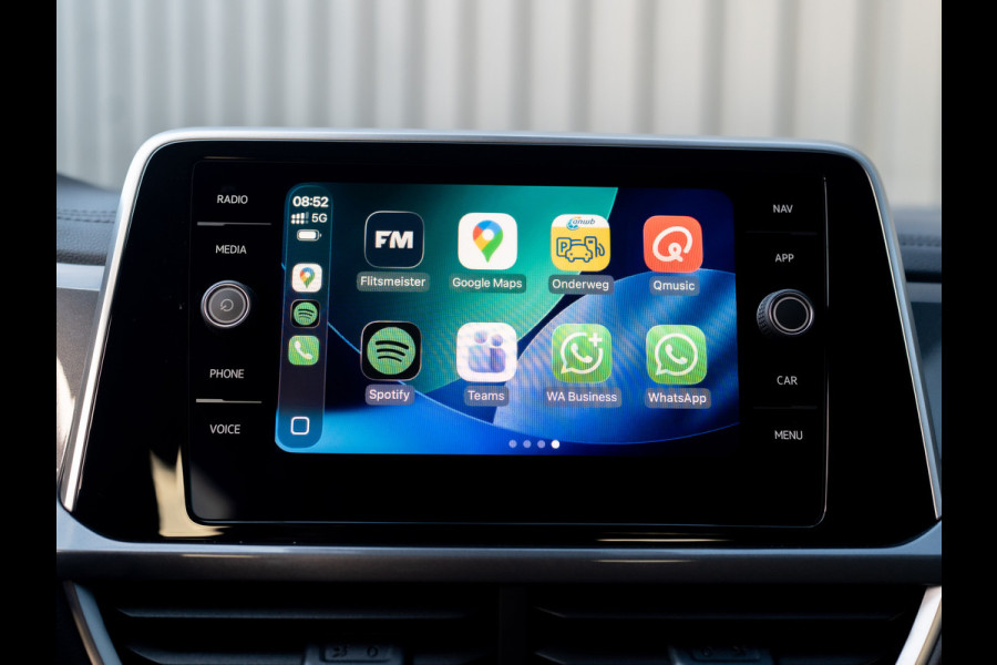 Volkswagen T-Roc 1.5 TSI 150Pk DSG Style | Trekhaak afnb. | IQ Light | Allseason banden | Prijs Rijklaar!!