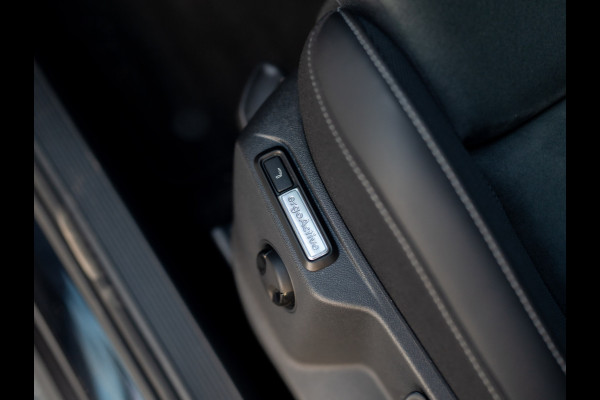 Volkswagen T-Roc 1.5 TSI 150Pk DSG Style | Trekhaak afnb. | IQ Light | Allseason banden | Prijs Rijklaar!!