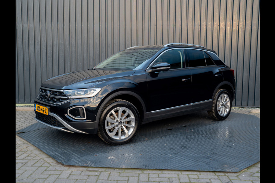 Volkswagen T-Roc 1.5 TSI 150Pk DSG Style | Trekhaak afnb. | IQ Light | Allseason banden | Prijs Rijklaar!!
