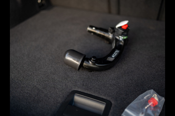 Volkswagen T-Roc 1.5 TSI 150Pk DSG Style | Trekhaak afnb. | IQ Light | Allseason banden | Prijs Rijklaar!!