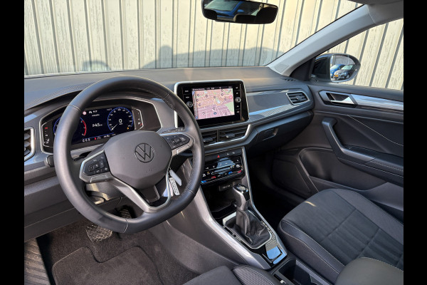 Volkswagen T-Roc 1.5 TSI 150Pk DSG Style | Trekhaak afnb. | IQ Light | Allseason banden | Prijs Rijklaar!!