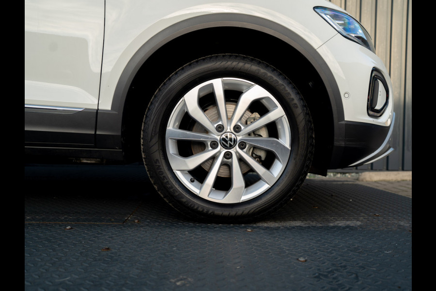 Volkswagen T-Roc 1.5 TSI 150Pk DSG Style | Trekhaak afnb. | IQ Light | Allseason banden | Prijs Rijklaar!!