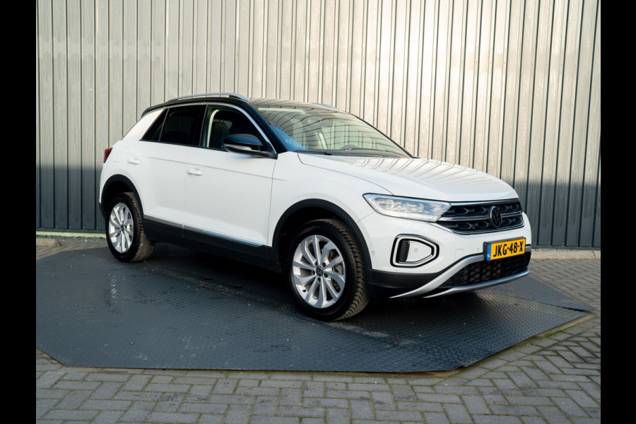 Volkswagen T-Roc 1.5 TSI 150Pk DSG Style | Trekhaak afnb. | IQ Light | Allseason banden | Prijs Rijklaar!!