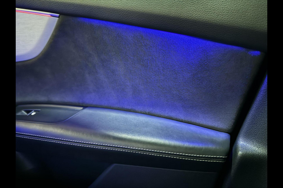 Audi Q8 55 TFSI e Quattro Competition S-Line Pano RS-Seats Sfeer Luchtver. B&O 360º