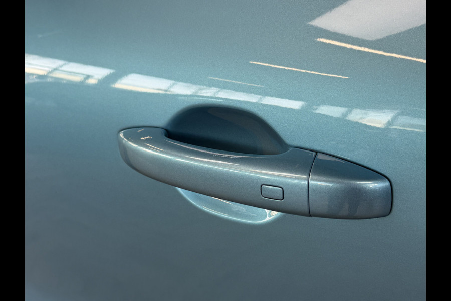 Renault Captur 1.3 TCe 130pk Edition One| Groot Navi | Bose | Stoel verwarming | 17" | Camera | Volledig Dealer onderhouden!