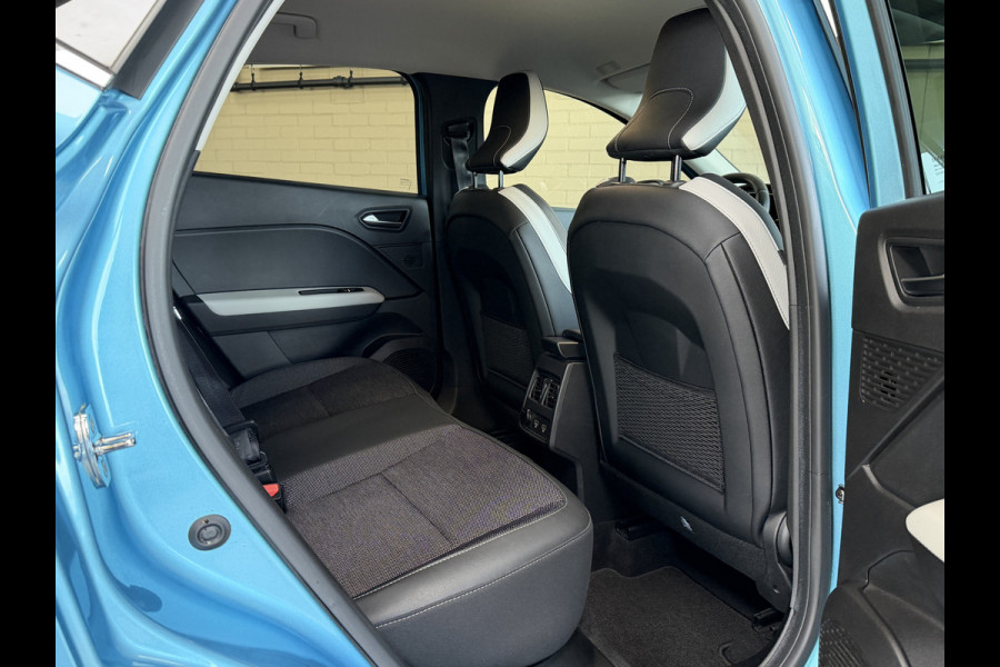 Renault Captur 1.3 TCe 130pk Edition One| Groot Navi | Bose | Stoel verwarming | 17" | Camera | Volledig Dealer onderhouden!