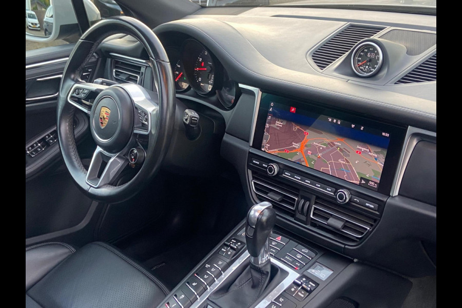 Porsche Macan 2.0 KRIJTGRIJS/SPORTDESIGN/PANO/BOSE/NAVI
